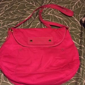 Marc Jacobs’ hot pink  shoulder or crossbody 😍😍